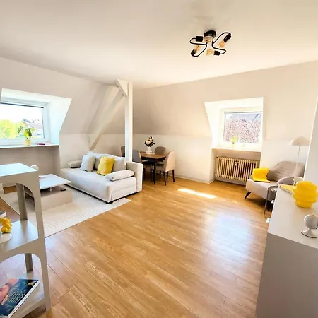 Livento Homes - Naehe Messe & Duesseldorf ميربش